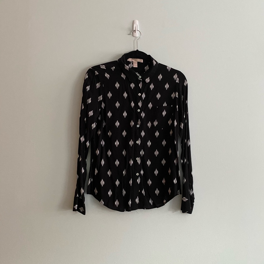 🌱3/$25🌱 Forever21 button up long sleeve top